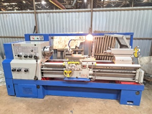 токарный станок 16К25Г РМЦ 1400 с ГАП - выемкой в станине