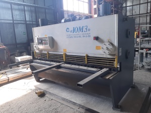 Продаём гидравлическую гильотину модели НГ12Г.01 – 12Х2500, 2022 года выпуска