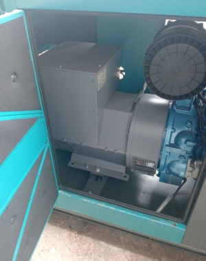 Трехфазный дизельный генератор 132 кВт FB-165 400V 50Hz