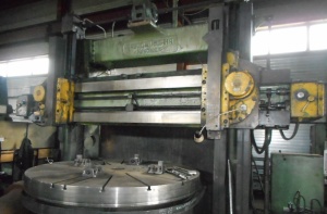 Токарно-карусельный станок 1М557