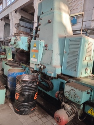 Зубофрезерный 5А342