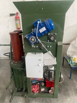 Вертикальний компактор пінополістиролу КПВ-600 – Стан нового! Пресс-компактор для прессования отходов (пенопласта, пластика)