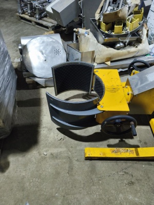 захват-кантователь для рулонов VEAB BS120