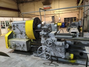 Осуществляем продажу токарно-винторезного специального патронного станка РТ-539 (аналог 165 или 1М65 РМЦ1000)