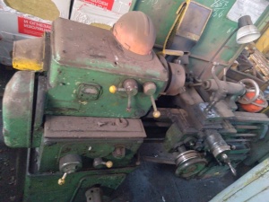 Токарно-винторезный станок 1А616