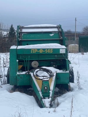 Пресс-подборщик пр-Ф-145
