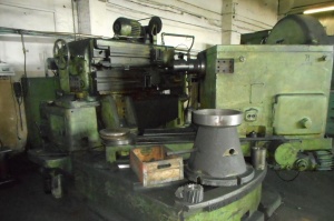 Зубострогальный автомат 5Е283