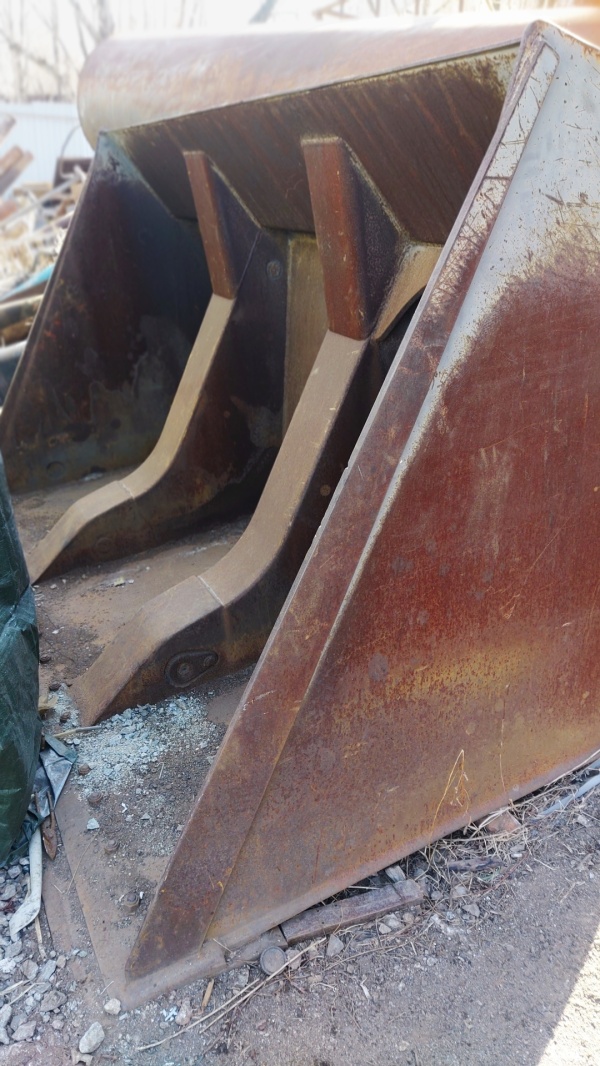 Ковш для фронтального погрузчика Volvo L150/L180