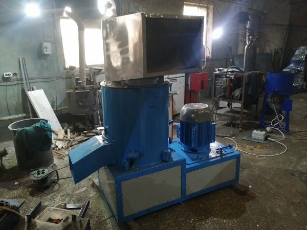 Дробилка универсальная дру-600