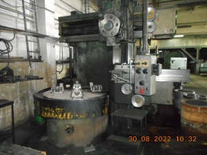 Токарно-карусельный станок модели 1516