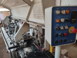 Кромкооблицовочный прямолинейный станок Tecnoma 84