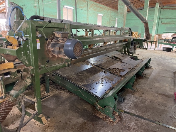 Diametras АS231 (горбылевочный станок)