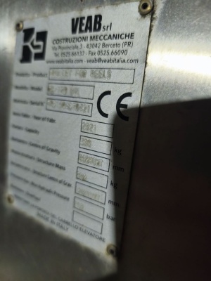 захват-кантователь для рулонов VEAB BS120