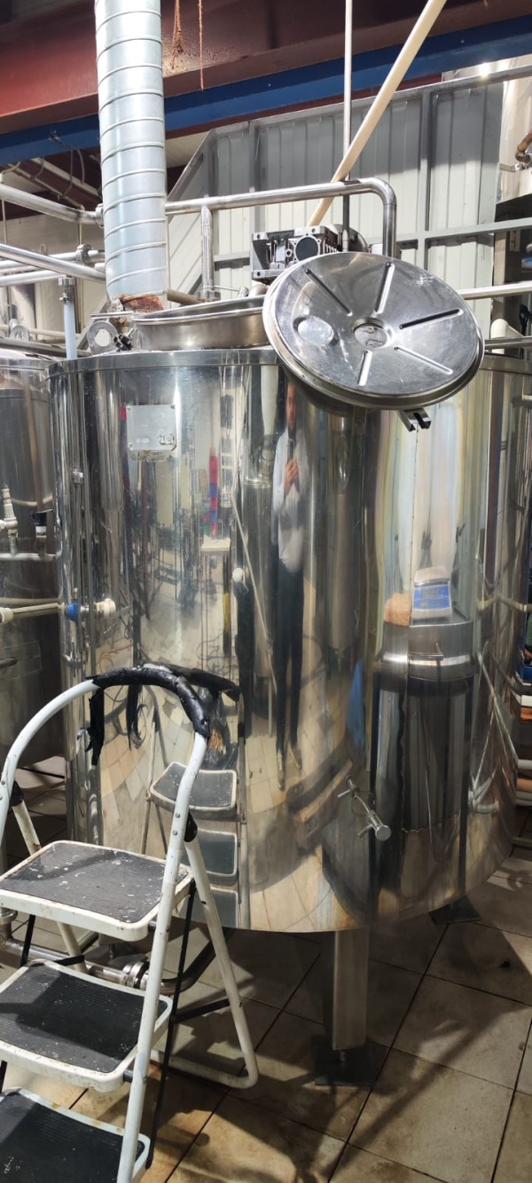 Сусловарочный аппарат на паровой рубашке 1400 л