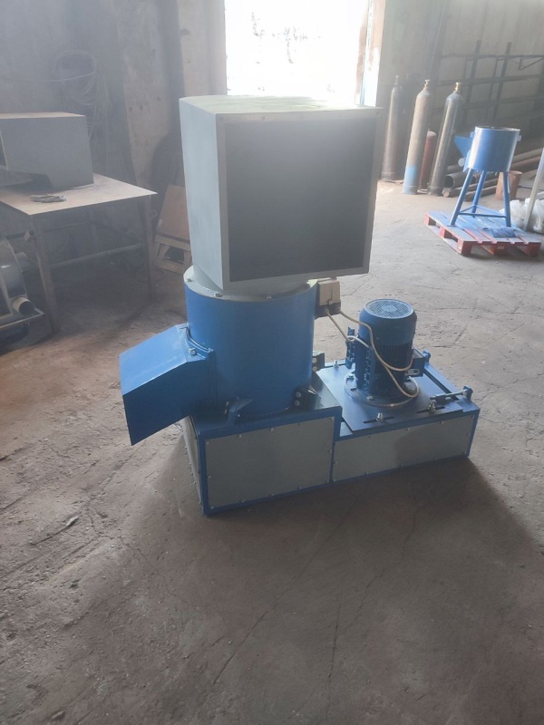 Дробилка универсальная дру-500