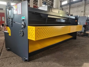 Гидравлические гильотинные ножницы RBQLTY QC11Y-12X4000