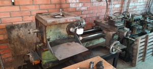 токарный настольный станок 1Д601