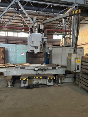 Вертикально-фрезерный станок с крестовым столом модели 65А80ФЗ