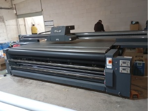 Ультрафиолетовый широкоформатный принтер Docan H3000RM