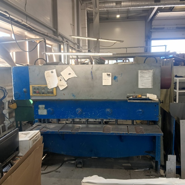 ножницы гильотинные механические НВ3118