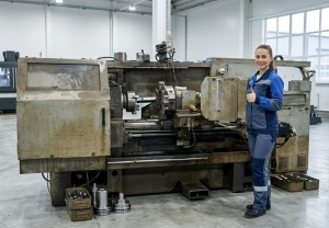 Токарный станок по металлу с ЧПУ 16К20