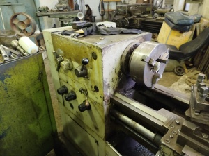 Токарно-винторезный 16Б16КП