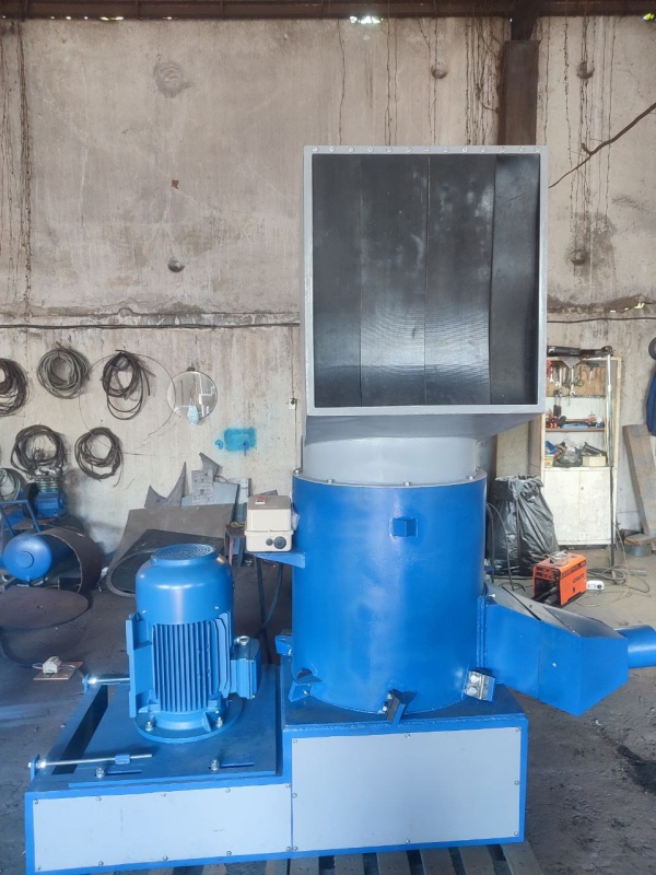 Дробилка универсальная дру-700/М30 кВт