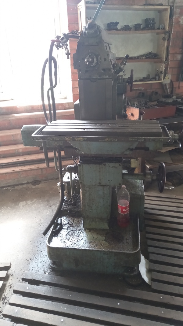 Станок универсальный 675П