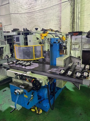 Широкоуниверсальный фрезерный станок, новый (аналог 6т83ш), FU 401 2007 г.в