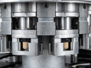 Автомат укупорочный роторный Камю, 7000 бут/ч