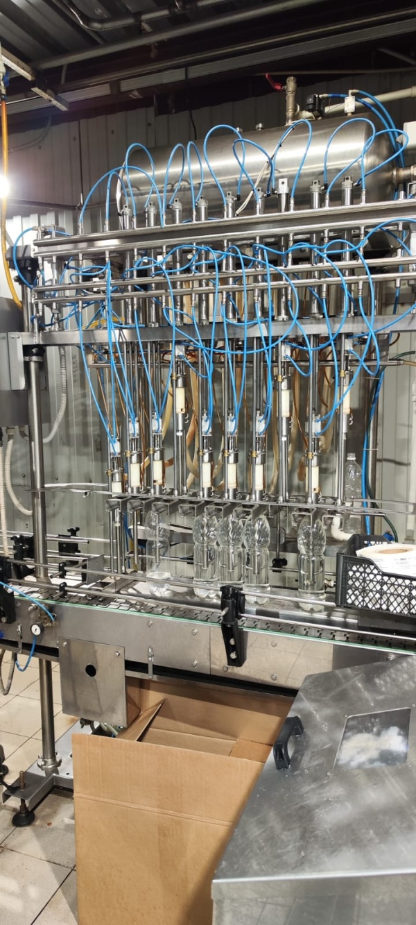 Автомат розлива AVIS АРЛ 8-И (изобарический, 1500–3000 бут./ч) Пиво, Квас, Медовуха