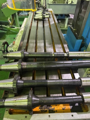 Широкоуниверсальный фрезерный станок, новый (аналог 6т83ш), FU 401 2007 г.в