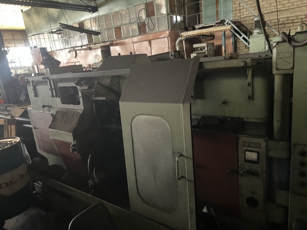 токарный шестишпиндельный станок 1Б240-6