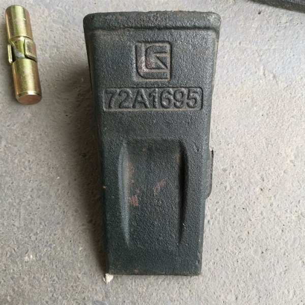 Коронки ковшей экскаваторов Liugong