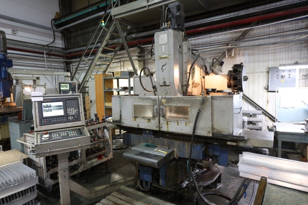 Станок горизонтально-фрезерный с ЧПУ ГФ2171 С6-28