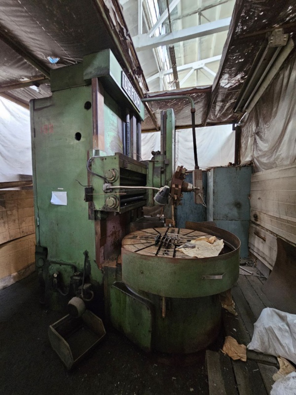 Токарно-карусельный Defurm 1600