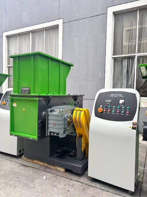 комплекса 2 в 1: шредер + дробилка (под ключ)