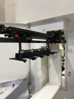 Вертикальный обрабатывающий центр с ЧПУ MAZAK VTC 800/30 SR