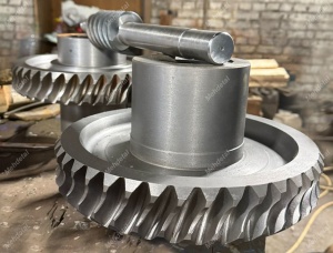 Скатоподъемник ЭСПЛ-30. Ремкомплект редуктора — винт, червяк, червячное колесо (гайка), втулка