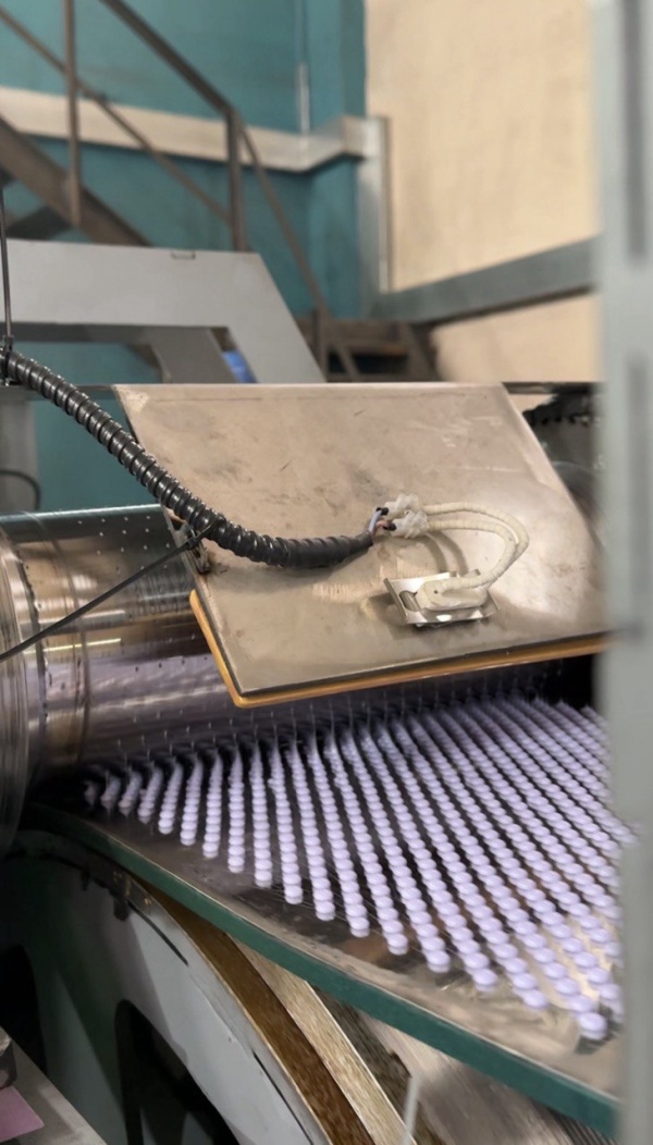 Роторный гранулятор воска, парафина, смолы