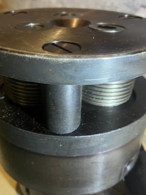 Головка резьбонакатная трапецеидальная 16хх4 Левая