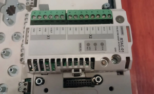 Частотный преобразователь ABB ACS800-U1-00110-5