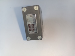 SN01K553 EUCHNER Концевой выключатель IP67 4A 250VAC