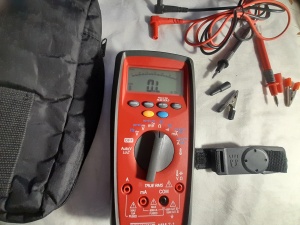 Цифровой мультиметр BENNING MM 7-1