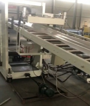 Плоскощелевой экструдер для ПП, ПС пленки (листа) полипропилен, полистирол