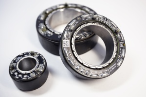 Линейка синхронных бесколлекторных электродвигателей с постоянными магнитами серии AT DRIVE