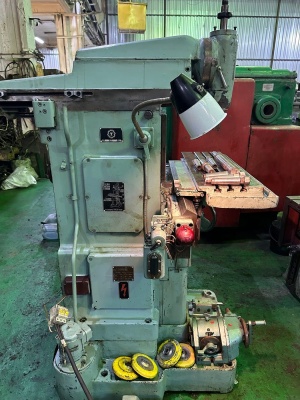 Широкоуниверсальный фрезерный станок с хранения СФ-676