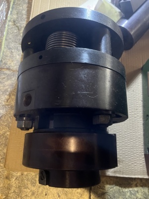 Головка резьбонакатная трапецеидальная 16хх4 Левая