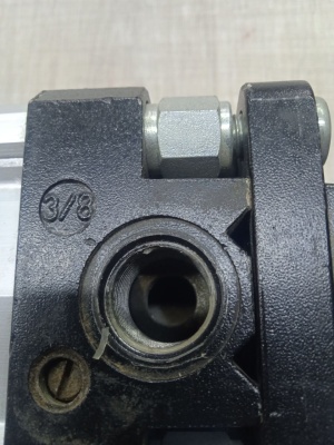 Пневмоцилиндр Pneumax 1319.63.0450.01