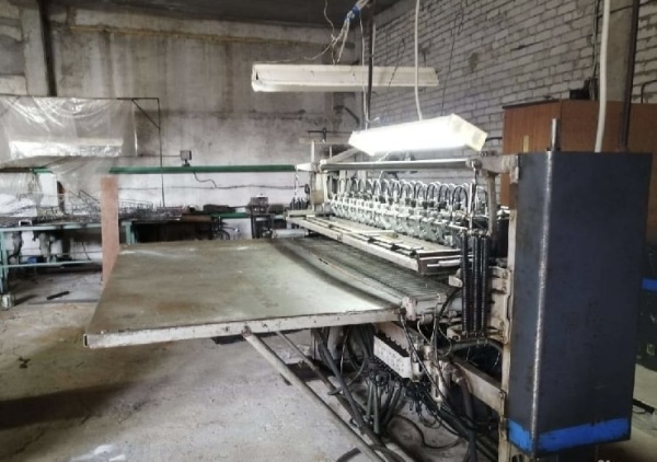 Станок пружино-сшивной